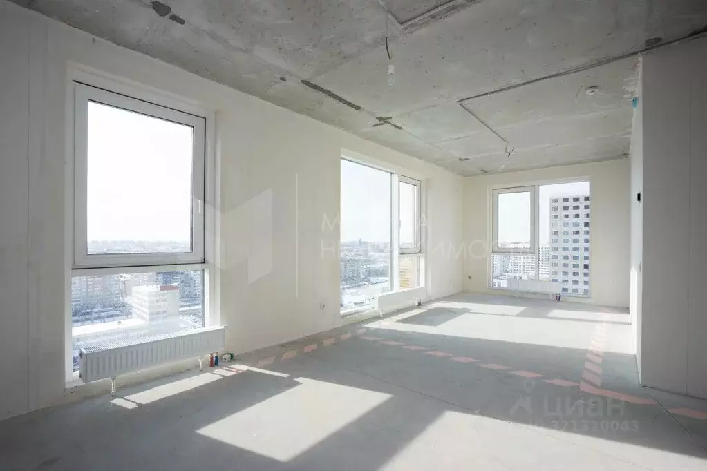 2-к кв. Тюменская область, Тюмень Харьковская ул., 72Б (74.0 м) - Фото 0