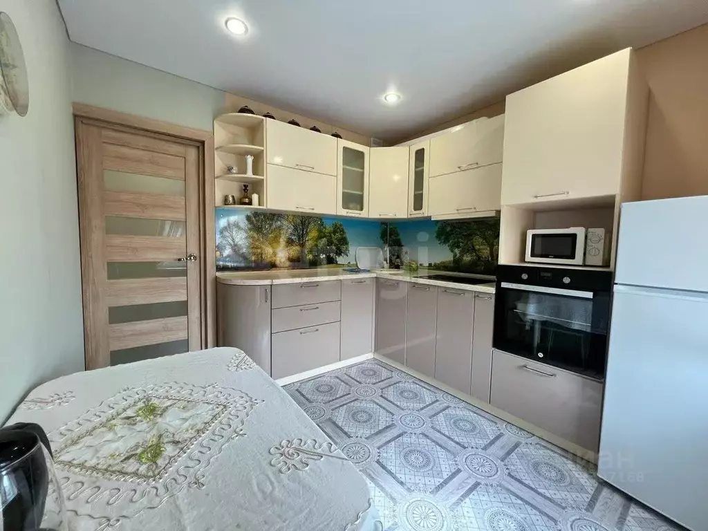 1-к кв. Тюменская область, Тюмень Молодежная ул., 70А (31.7 м) - Фото 1