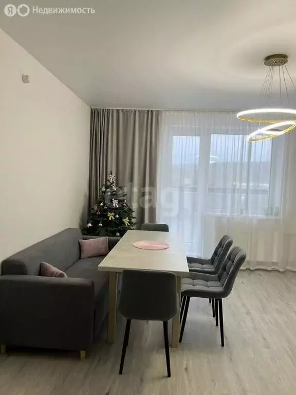 4-комнатная квартира: Миасс, улица Кирова, 86 (78 м) - Фото 0