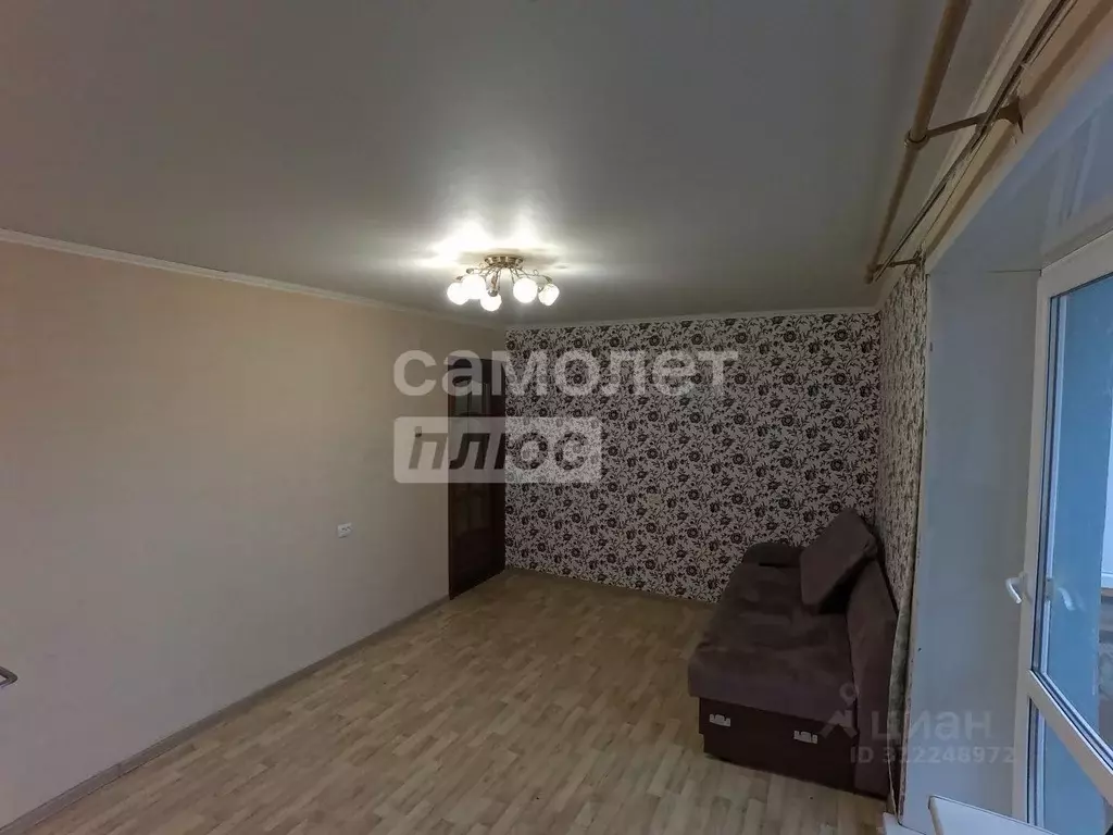 3-к кв. Белгородская область, Старый Оскол Космос мкр,  (64.0 м) - Фото 0