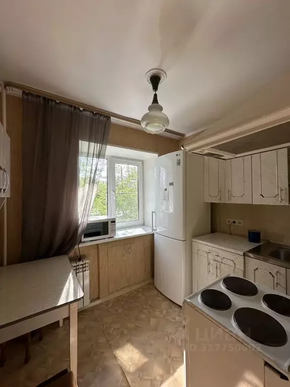 2-к кв. Алтайский край, Барнаул ул. Союза Республик, 23А (41.7 м) - Фото 0