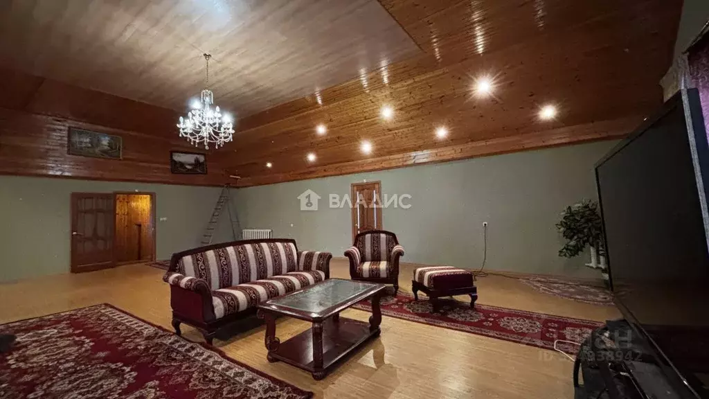 Дом в Белгородская область, Старый Оскол пер. 4-й Московский, 3 (404 ... - Фото 1