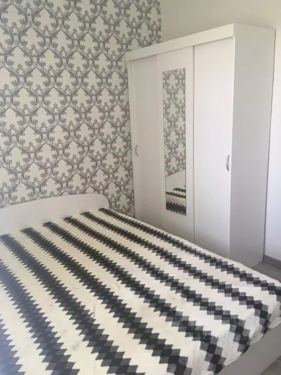 2-к кв. Ставропольский край, Минеральные Воды ул. Дружбы, 18 (42.0 м) - Фото 1