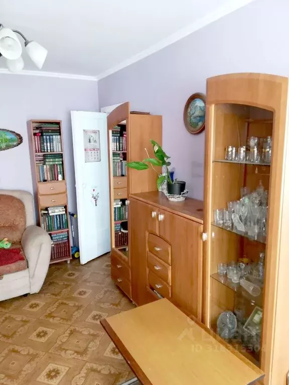3-к кв. Омская область, Омск ул. Всеволода Иванова, 10 (42.0 м) - Фото 1