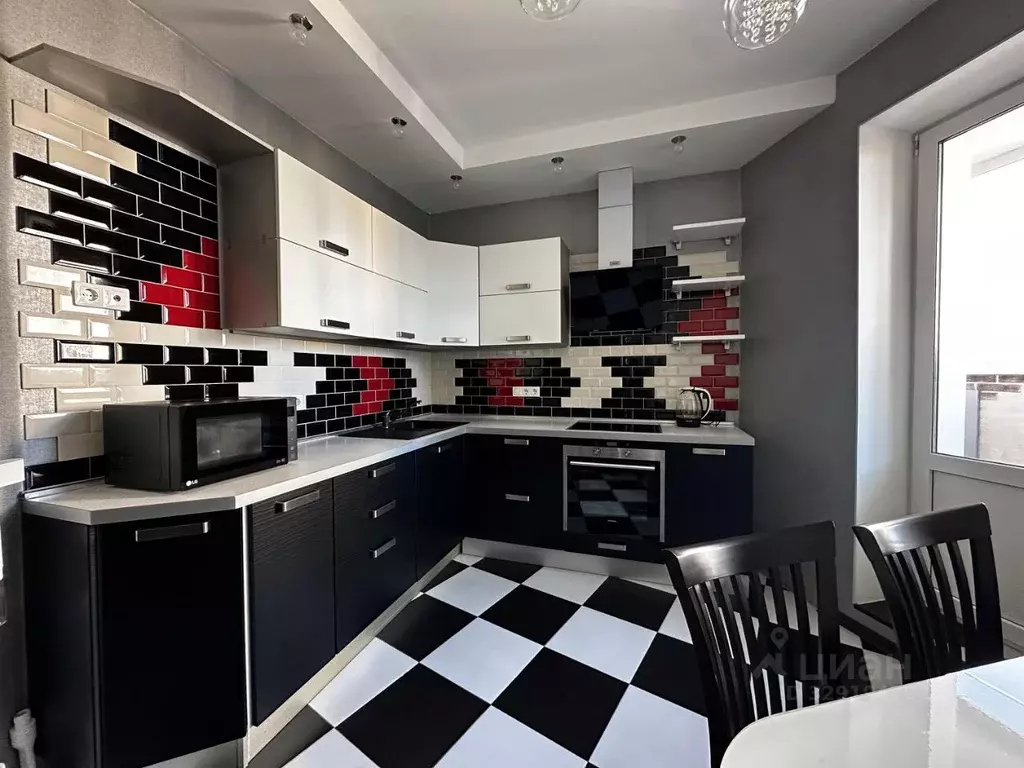 1-к кв. Санкт-Петербург ул. Оптиков, 47к1 (42.7 м) - Фото 1