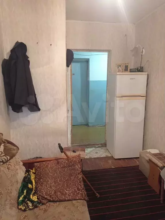 Комната 9,5 м в 1-к., 1/4 эт. - Фото 0