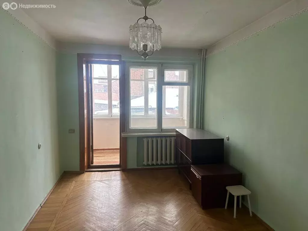 3-комнатная квартира: Владикавказ, улица Миллера, 28 (70 м) - Фото 1