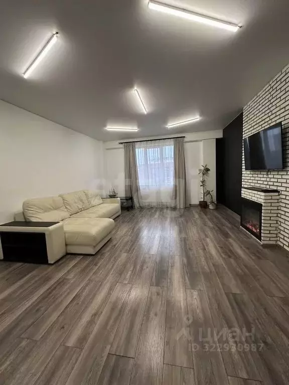 5-к кв. Новосибирская область, Новосибирск ул. Орджоникидзе, 47 (180.0 ... - Фото 0