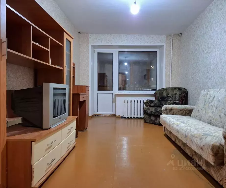 2-к кв. Кировская область, Киров ул. Защитников Отечества, 24 (44.0 м) - Фото 1