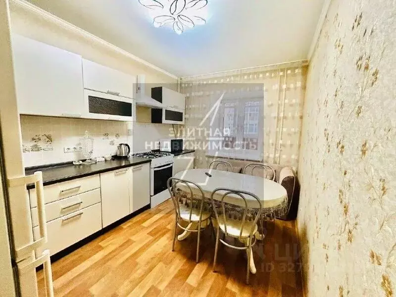 1-к кв. Татарстан, Казань ул. Гарифа Ахунова, 18 (42.0 м) - Фото 1