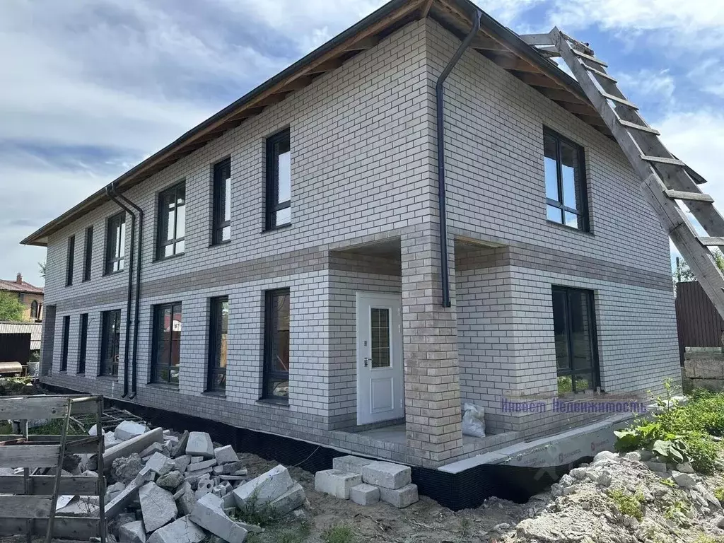 Дом в Алтайский край, Барнаул Рекордный проезд, 15 (150 м) - Фото 2