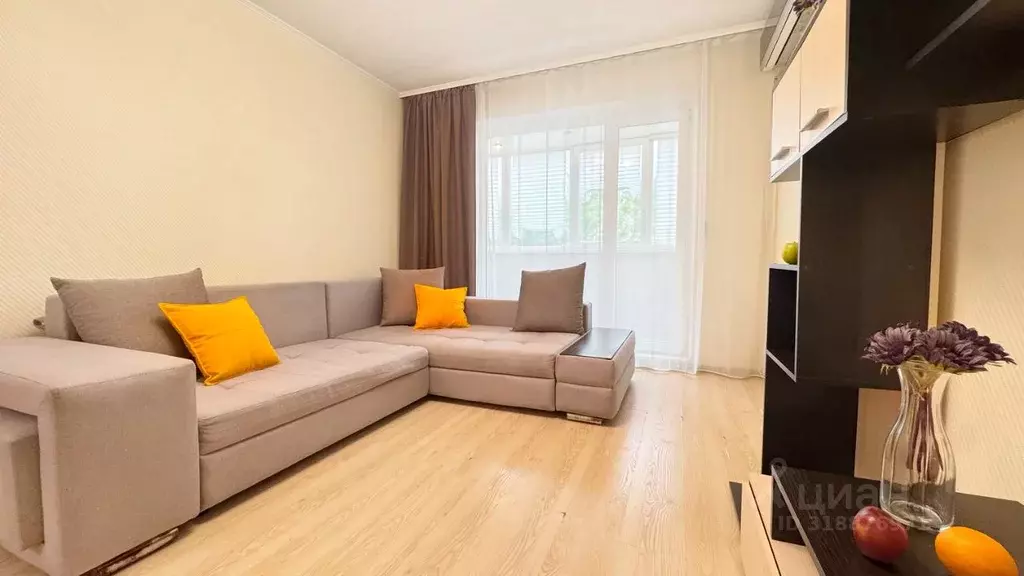 2-к кв. Приморский край, Владивосток ул. Кирова, 93А (47.0 м) - Фото 0