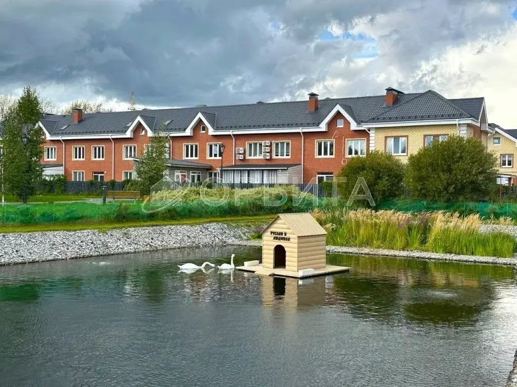 Таунхаус в Тюменская область, Тюмень Зеленые Аллеи жилой квартал,  ... - Фото 2