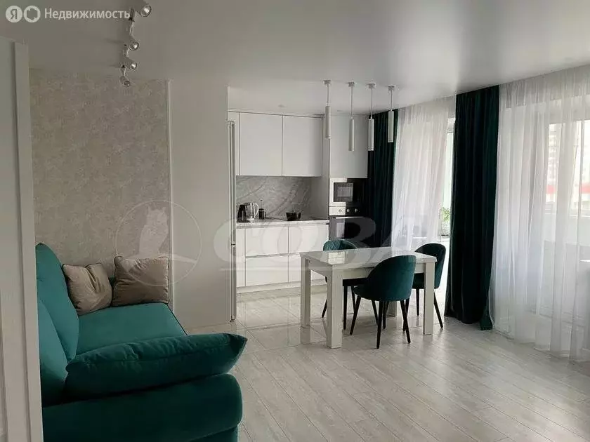 3-комнатная квартира: Тюмень, улица Дружбы, 159 (72.4 м) - Фото 1