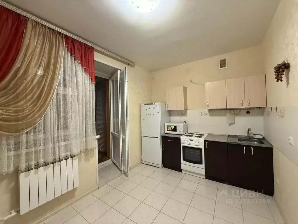 1-к кв. Белгородская область, Старый Оскол Северный мкр, 8 (42.0 м) - Фото 2