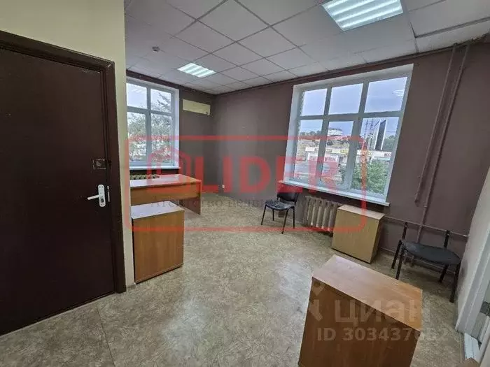 Офис в Севастополь ул. Пожарова, 28 (29 м) - Фото 1