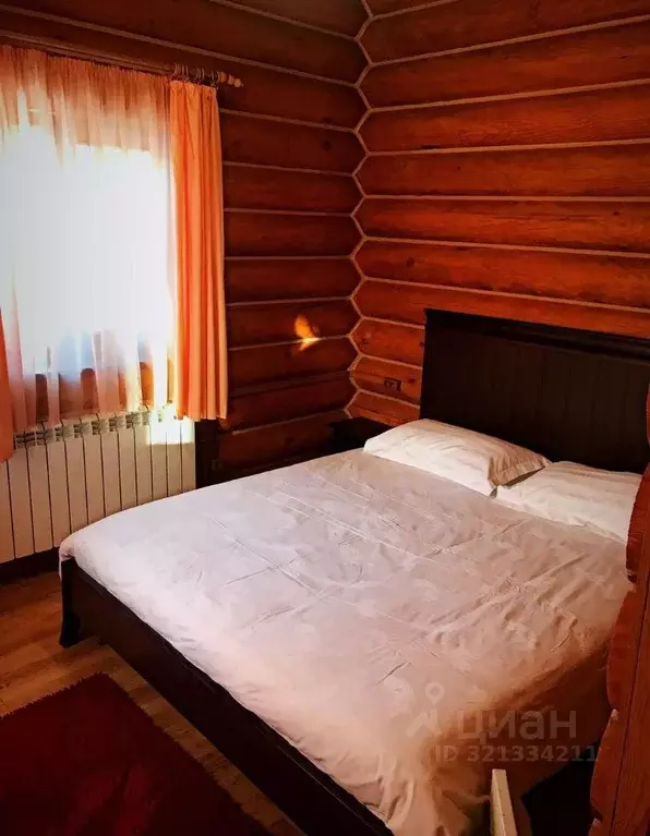 Дом в Приморский край, Владивосток ул. Адмирала Угрюмова, 48/49 (1 м) - Фото 0