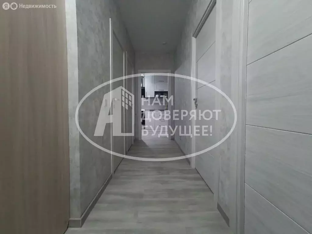 3-комнатная квартира: Пермь, улица Луначарского, 99 (68.4 м) - Фото 0