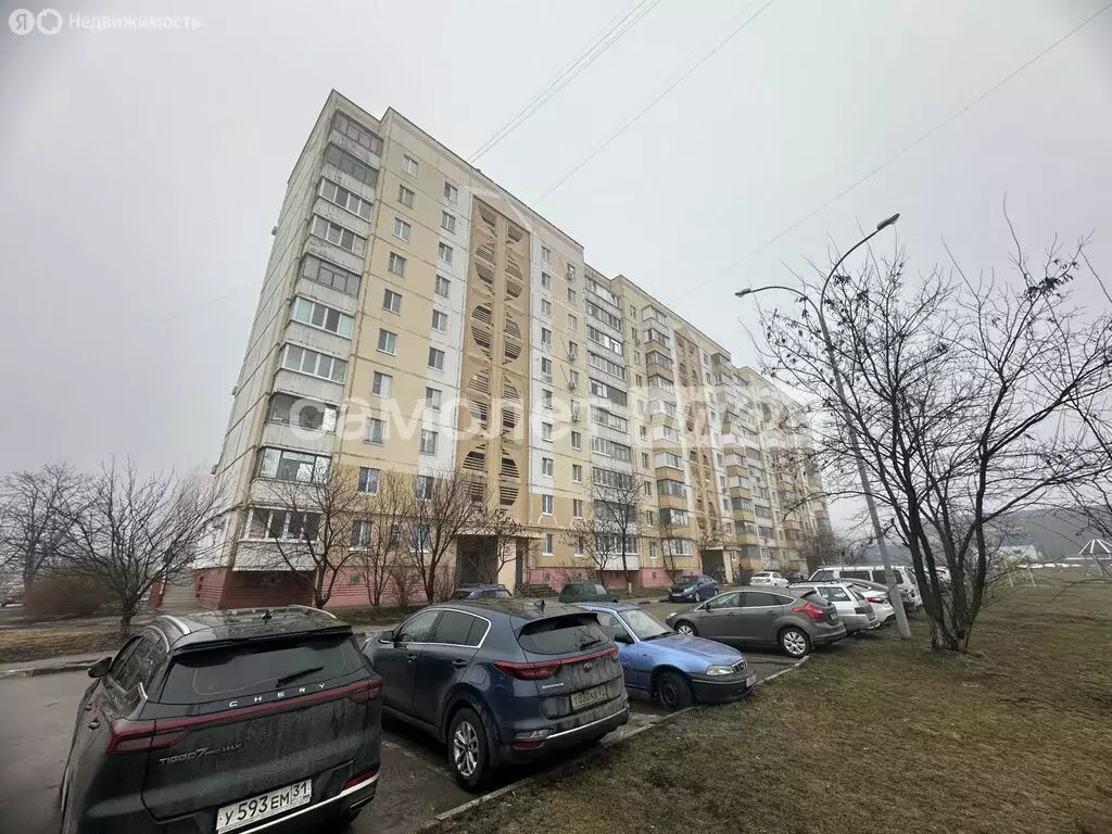 2-комнатная квартира: Строитель, улица Победы, 5А (52 м) - Фото 1
