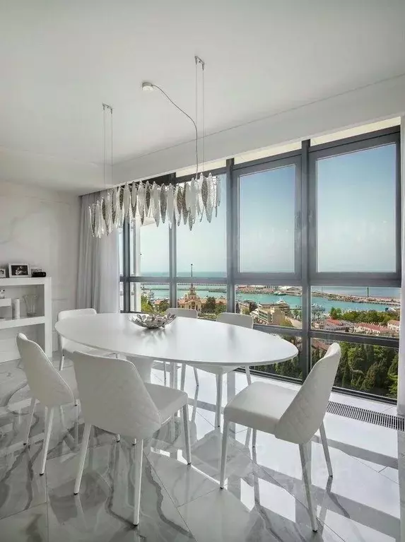 Квартира, 3 комнаты, 130 м - Фото 0