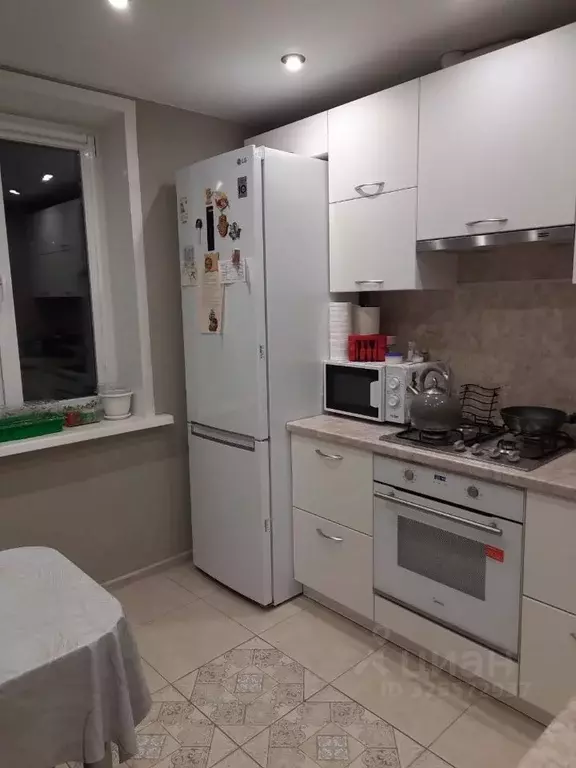 2-к кв. Коми, Сыктывкар просп. Бумажников, 3/16 (54.0 м) - Фото 1