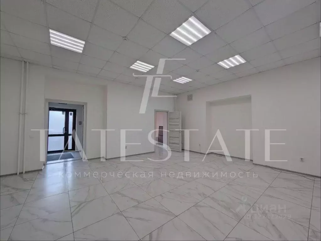 Помещение свободного назначения в Татарстан, Казань ул. Восстания, 129 ... - Фото 1