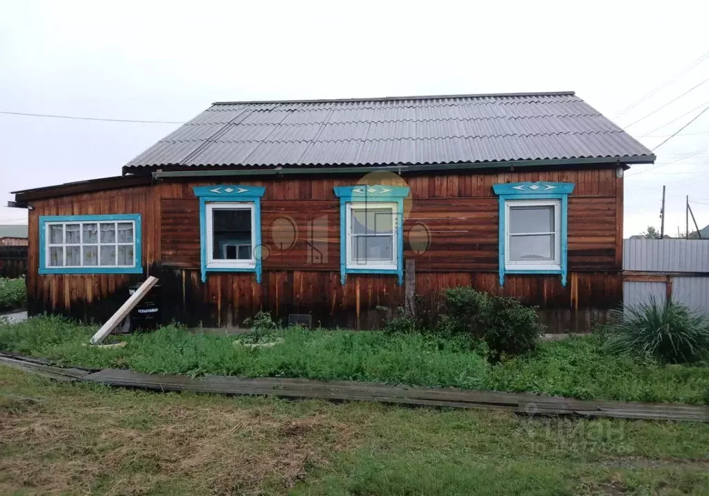 Дом в Иркутская область, Эхирит-Булагатский район, пос. Усть-Ордынский ... - Фото 1