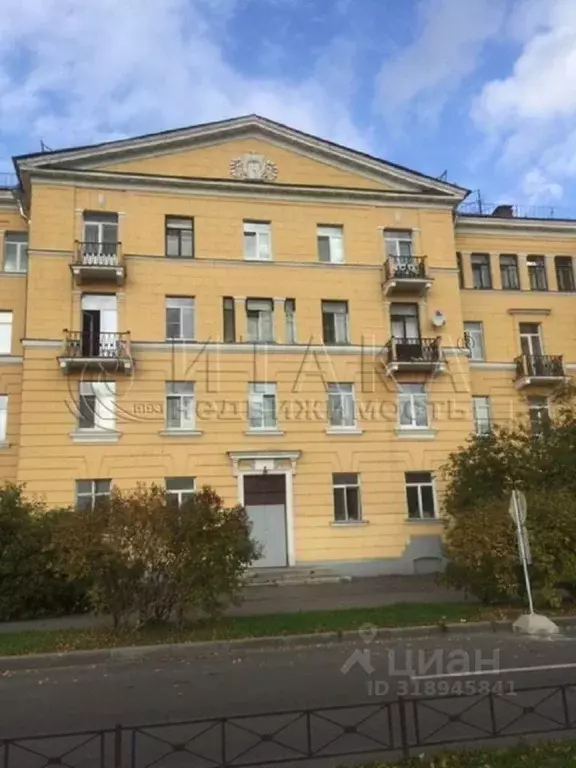 Комната Санкт-Петербург ул. Александра Ульянова, 10 (18.0 м) - Фото 1