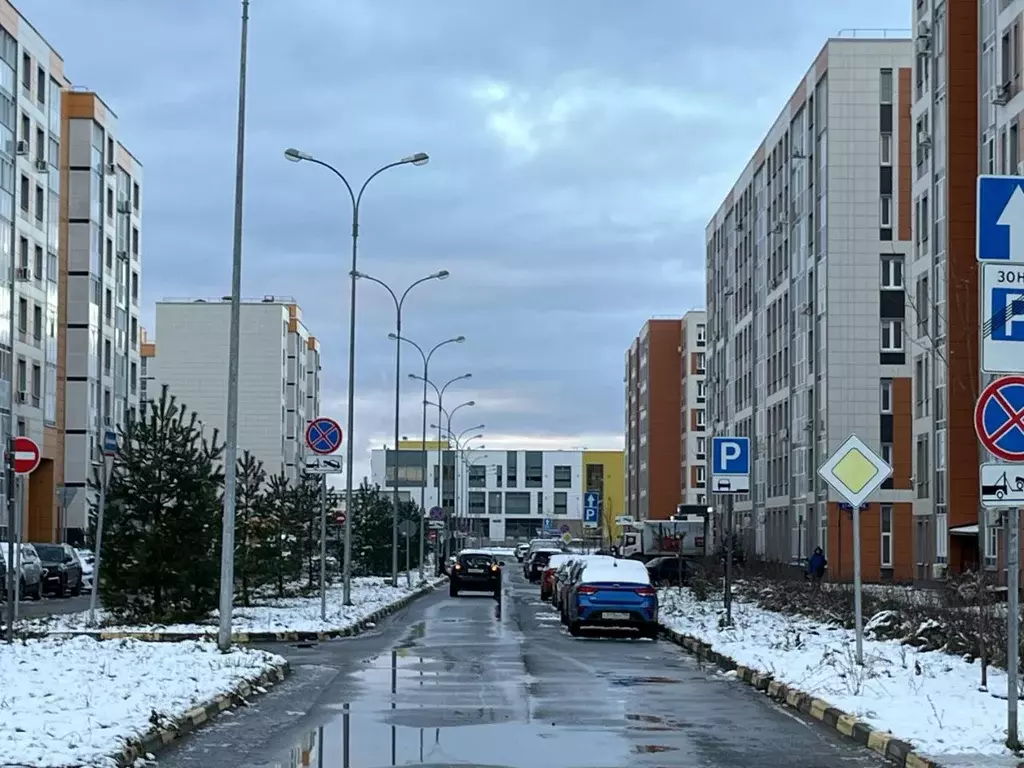 3-к кв. Московская область, Красногорск городской округ, Нахабино пгт ... - Фото 1