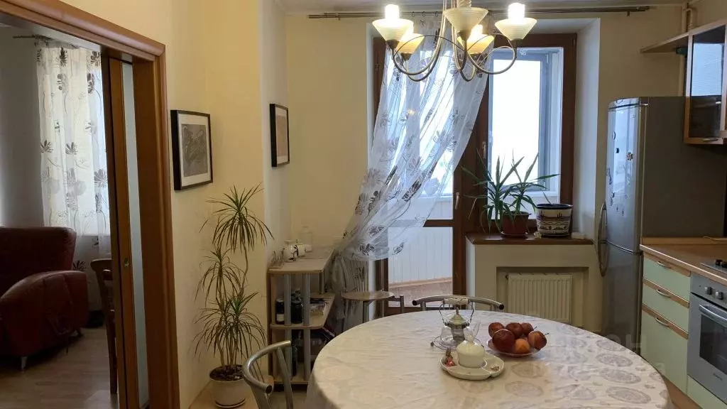3-к кв. Самарская область, Самара ул. Венцека, 1 (120.0 м) - Фото 1