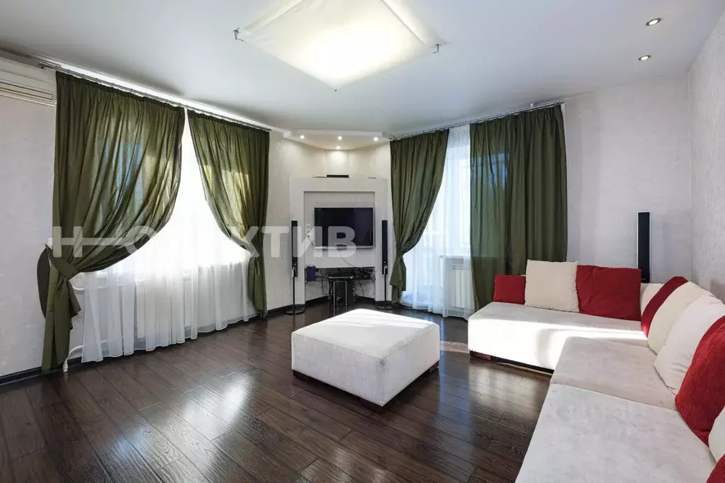 3-к кв. Новосибирская область, Новосибирск ул. Семьи Шамшиных, 18 ... - Фото 2