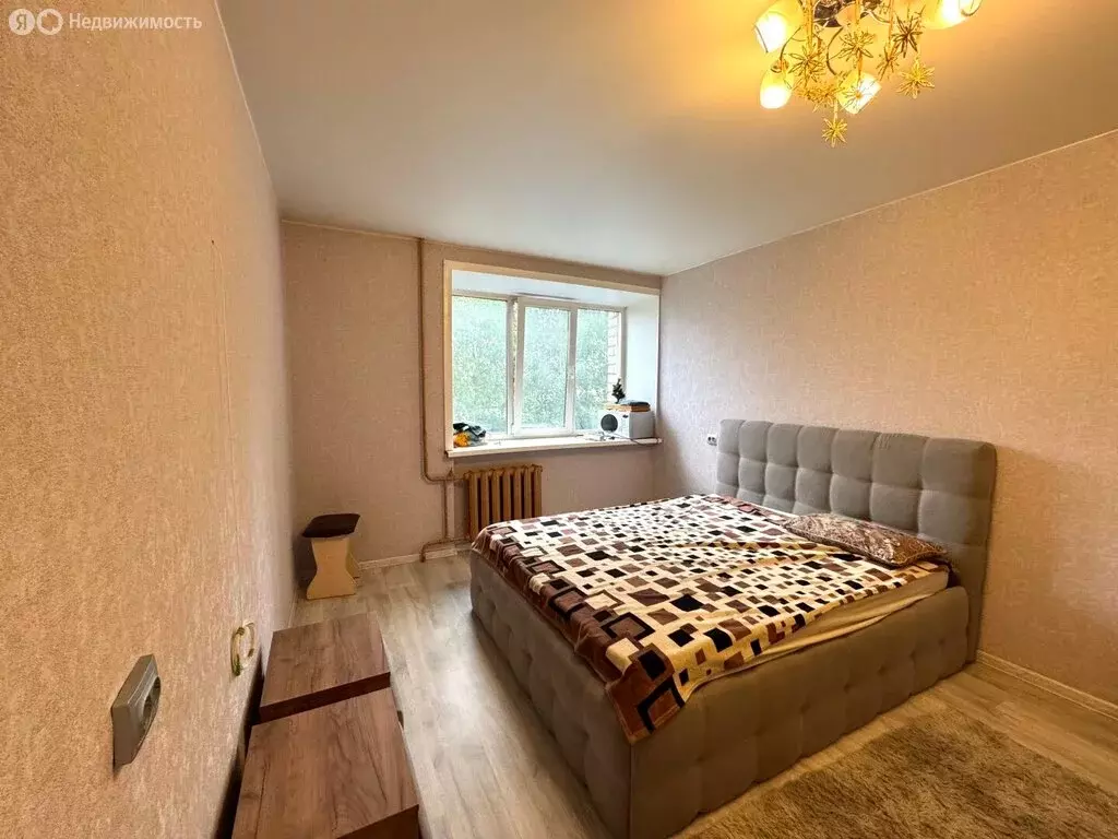 1к в 8-комнатной квартире (17.7 м) - Фото 1