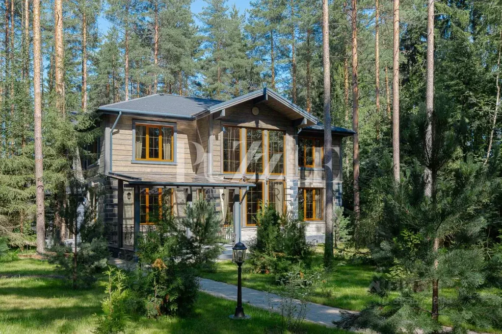 Дом в Ленинградская область, Выборгский район, Первомайское с/пос, ... - Фото 1