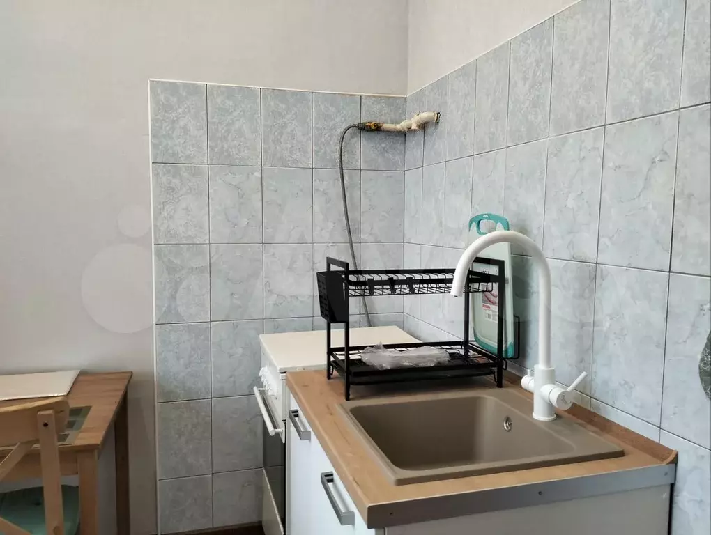 1-к. квартира, 40 м, 2/5 эт. - Фото 1