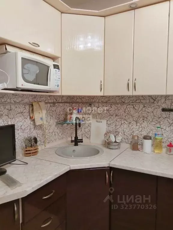 2-к кв. Владимирская область, Александров пер. Красный, 23 (48.3 м) - Фото 1