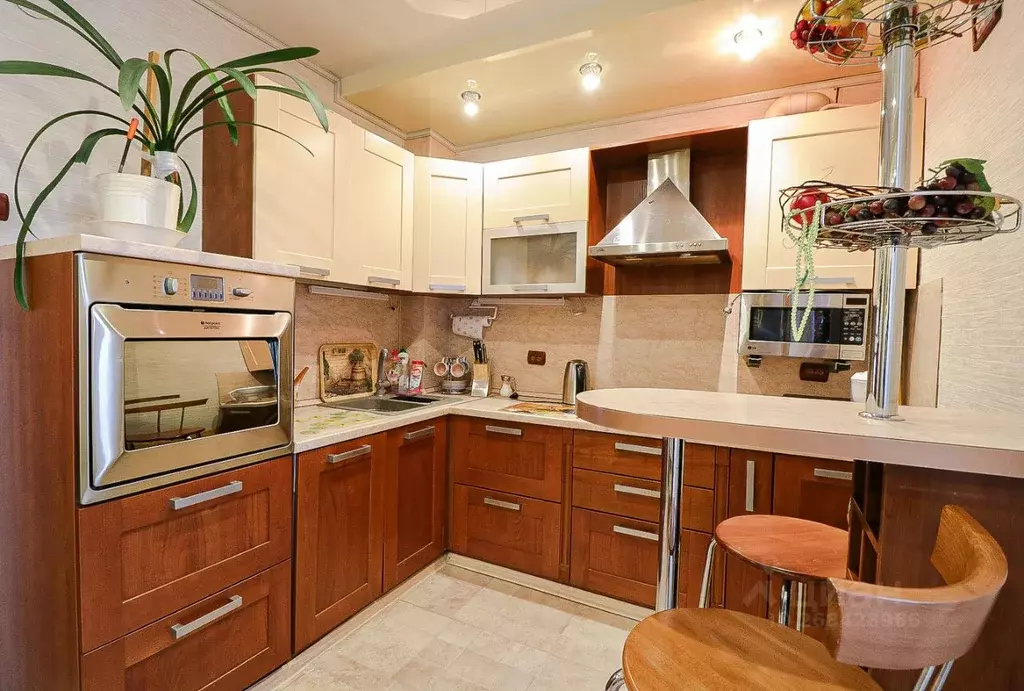 2-к кв. Татарстан, Казань ул. Фатыха Амирхана, 17 (63.0 м) - Фото 2