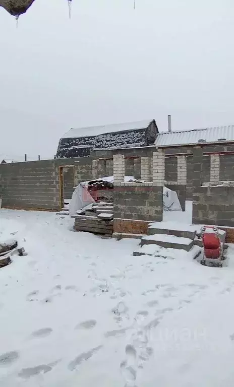 Дом в Белгородская область, Старый Оскол Песочная ул., 117А (50 м) - Фото 1