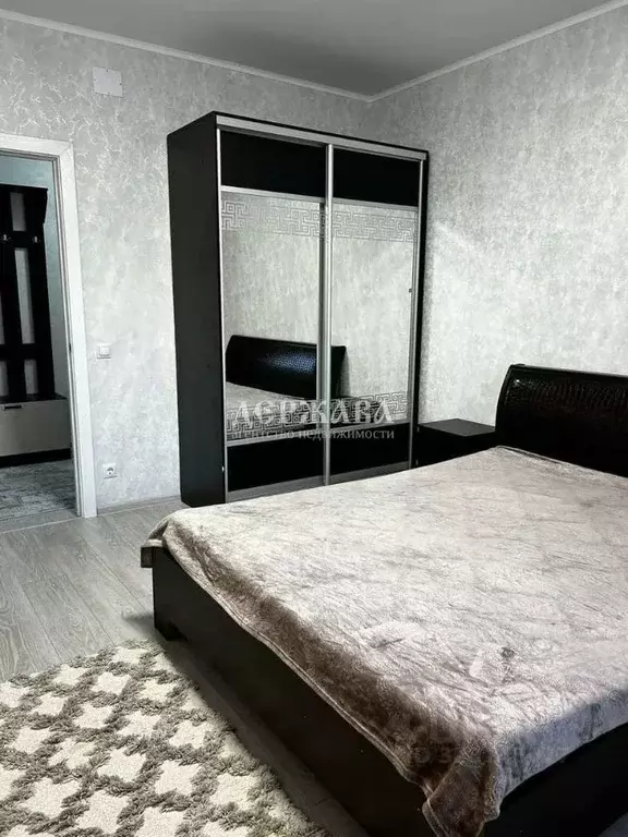 2-к кв. Белгородская область, Старый Оскол Степной мкр, 33Б (70.0 м) - Фото 2