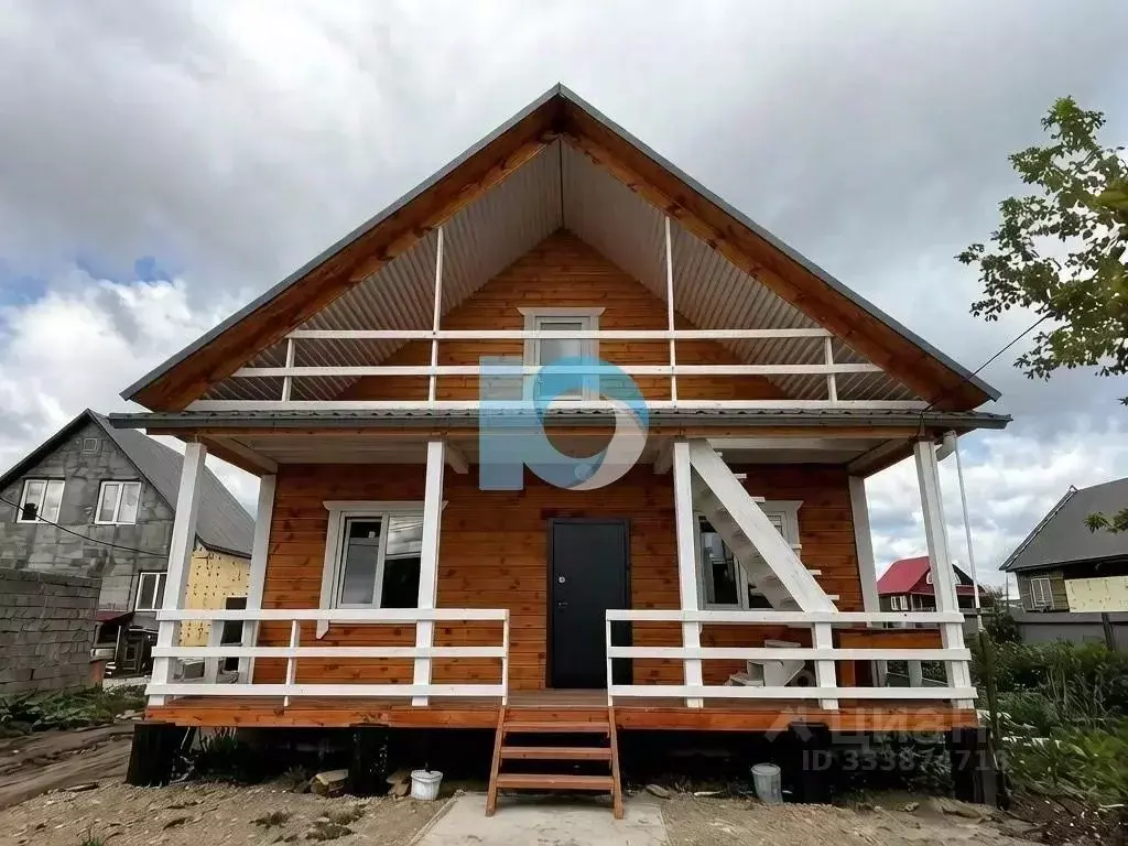Дом в Башкортостан, с. Иглино ул. Революционная, 137 (210 м) - Фото 1