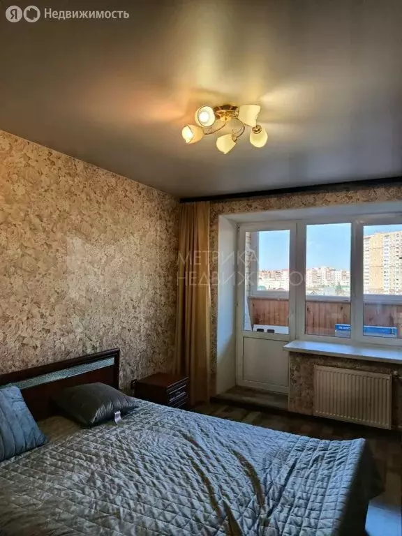2-комнатная квартира: Тюмень, улица Самарцева, 177 (60 м) - Фото 1