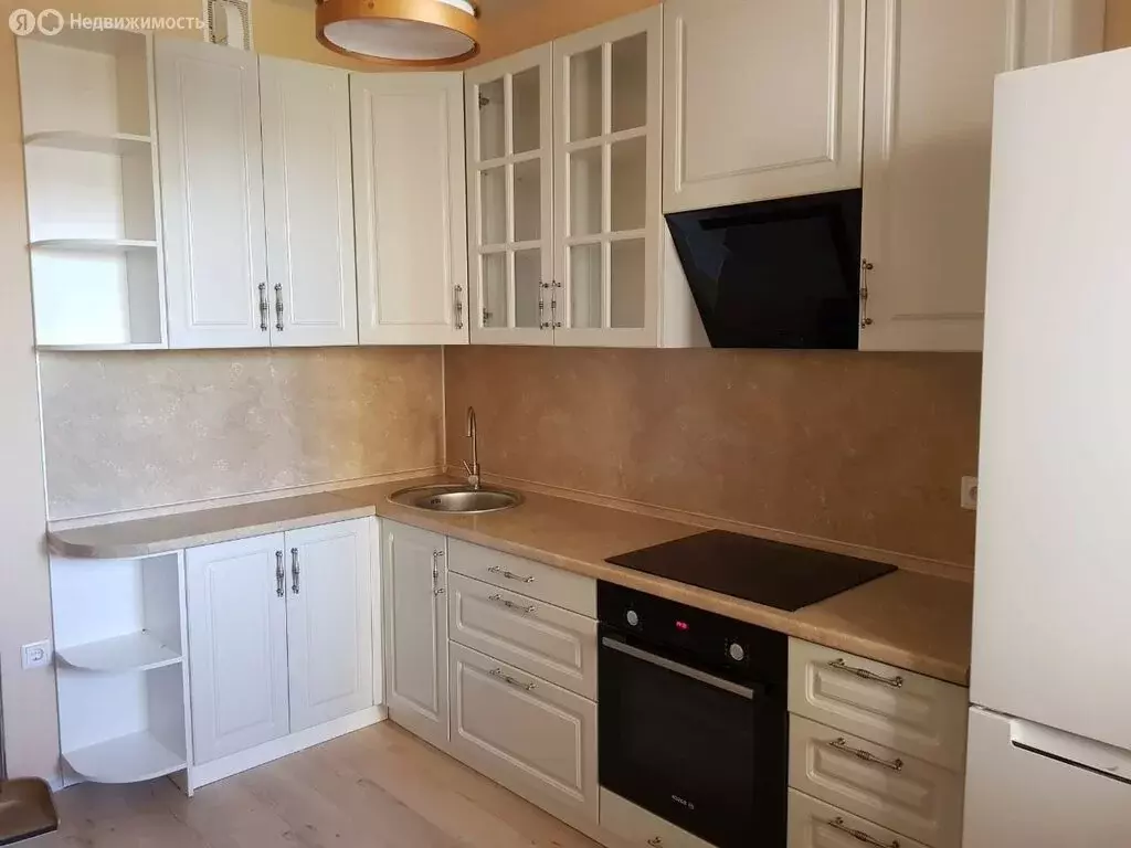 1-комнатная квартира: Краснодар, улица Трудовой Славы, 1 (41.2 м) - Фото 1