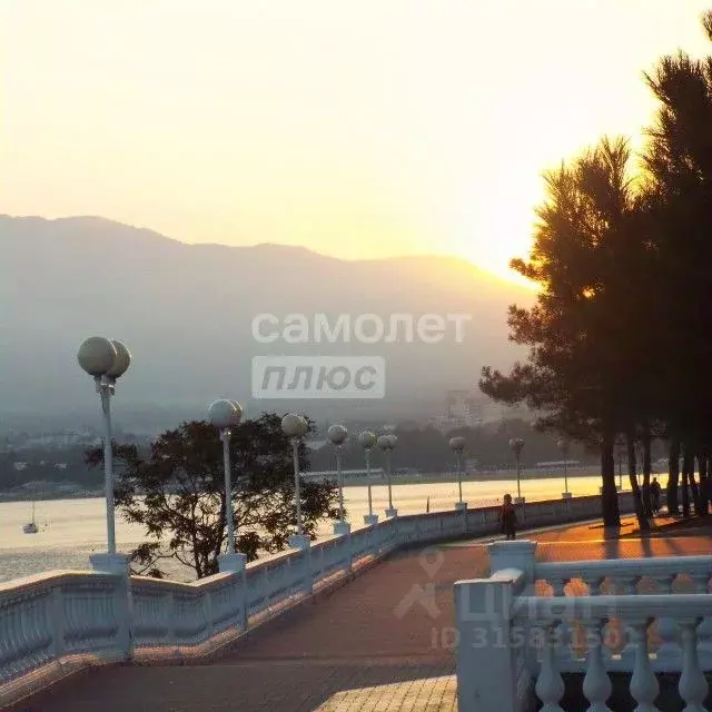3-к кв. Краснодарский край, Геленджик Крымская ул., 22к19 (82.0 м) - Фото 0