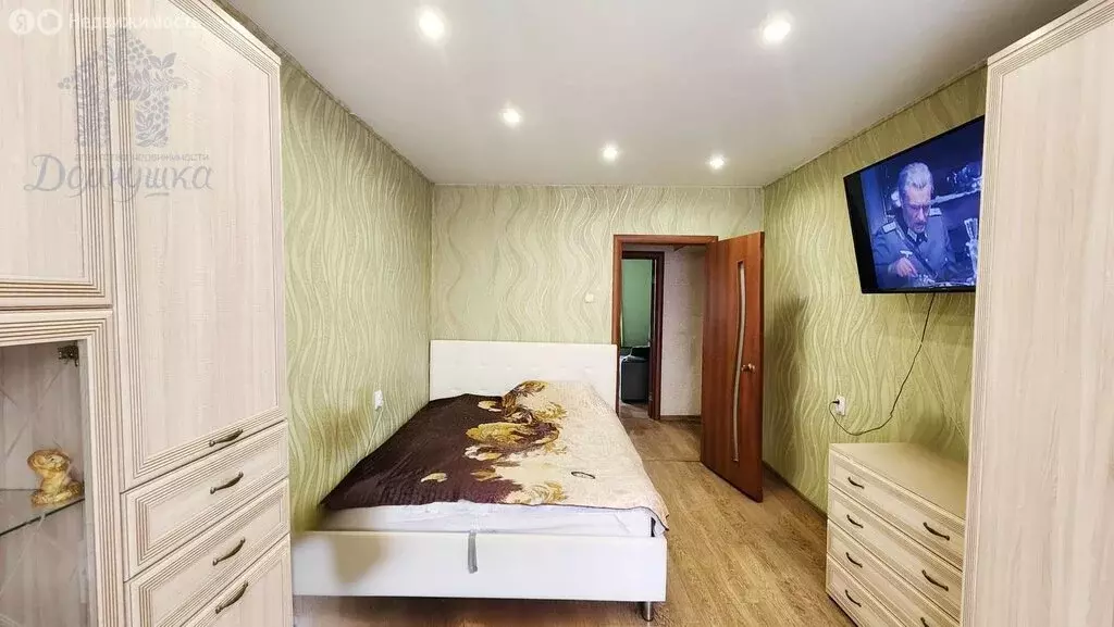 4-комнатная квартира: Воронеж, улица Кривошеина, 17 (70 м) - Фото 2