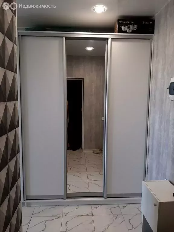Квартира-студия: Краснодар, улица Цезаря Куникова, 24к3 (25 м) - Фото 0