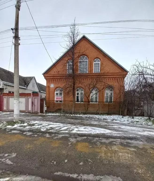 Дом в Краснодарский край, Новокубанск Первомайская ул., 84 (220 м) - Фото 2