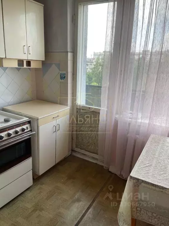 3-к кв. Северная Осетия, Владикавказ ул. Гадиева, 58 (60.0 м) - Фото 1