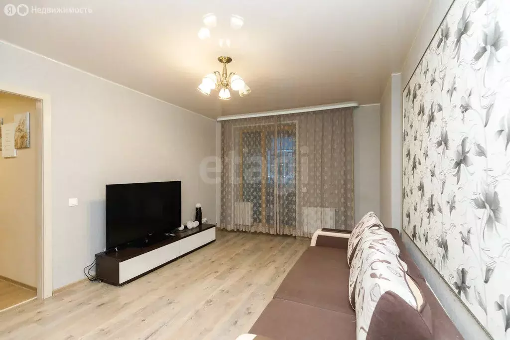 2-комнатная квартира: Ижевск, улица имени Вадима Сивкова, 275 (58 м) - Фото 2