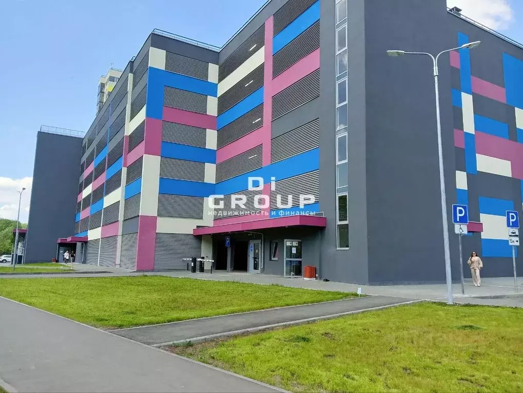 Гараж в Татарстан, Казань ул. Архитектора Гайнутдинова, 26к4 (292.0 м) - Фото 0