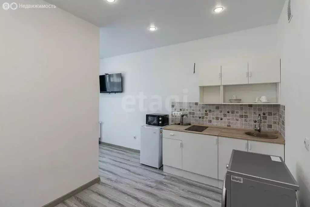 Квартира-студия: Тюмень, улица Павла Никольского, 10к1блок2 (22.5 м) - Фото 0