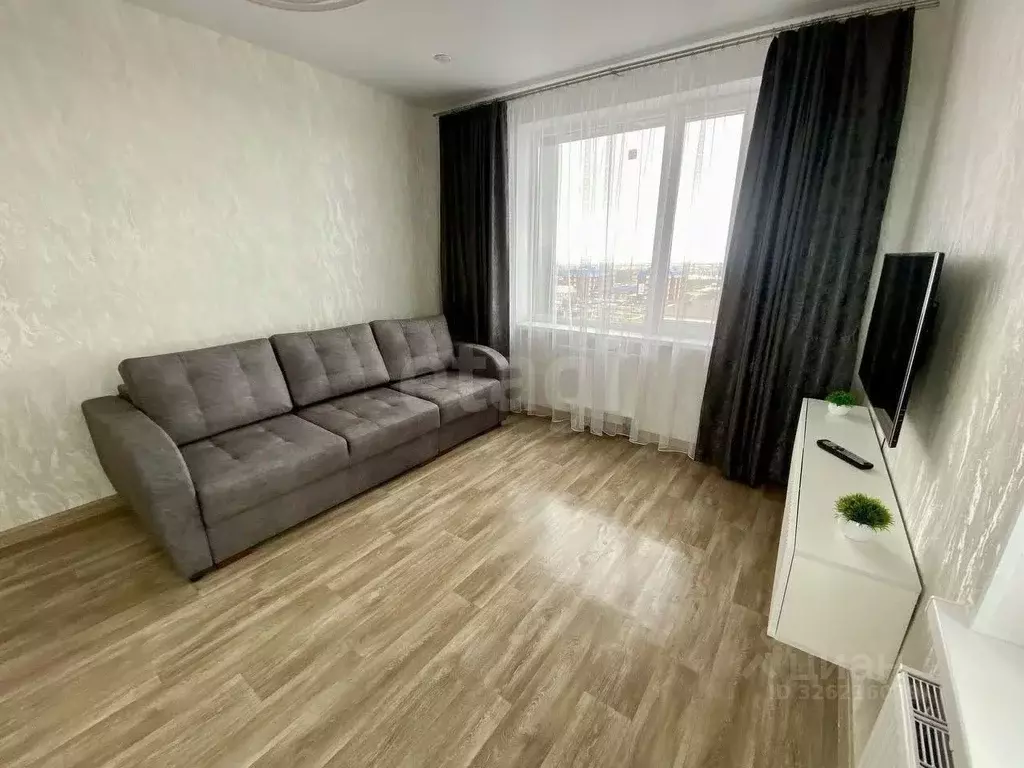 1-к кв. Ямало-Ненецкий АО, Новый Уренгой Сибирская ул., 31А (36.0 м) - Фото 1